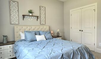112 Star Valley Dr, Angier, NC 27501