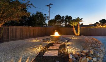 14204 Tehachapi Rd, Apple Valley, CA 92307
