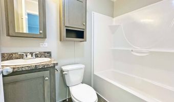 7055 Quarry Rd 235, Amherst, OH 44001