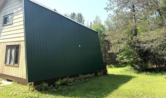 7786 DANIELCZAK Rd, Armstrong Creek, WI 54103