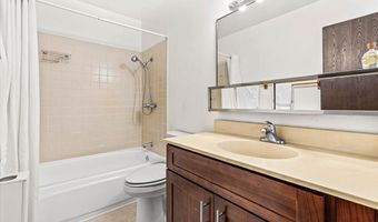 98-1032 Moanalua Rd 3-305, Aiea, HI 96701