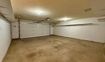 2733 Campus Ln, Albert Lea, MN 56007