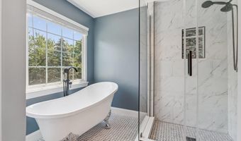 43949 BRUCETON MILLS Cir, Ashburn, VA 20147