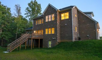 372 Foxboro Dr, Avon, IN 46123