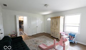 2427 Shady Ln, Anderson, IN 46011