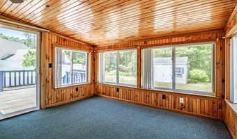 2 Windsor Dr, Alfred, ME 04002