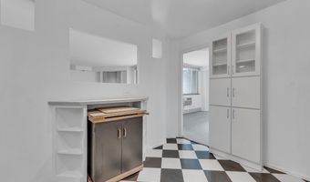 1050 Wall St 2C, Ann Arbor, MI 48105