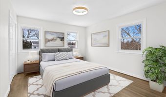 6913 WESTHAMPTON Dr, Alexandria, VA 22307