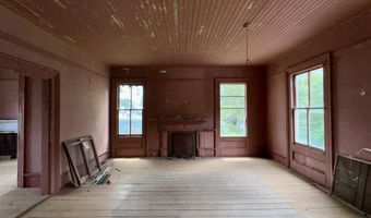 207 N 5th St, Aurora, NC 27806