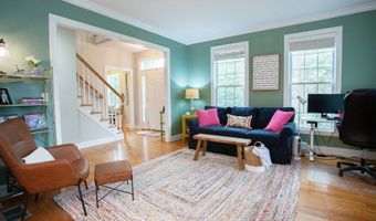 490 New Rd, Avon, CT 06001