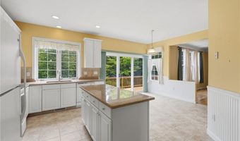 52 Haggarty Hill Rd, North Kingstown, RI 02874