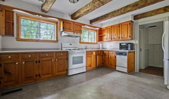 7 Goodrich Falls Rd, Bartlett, NH 03838