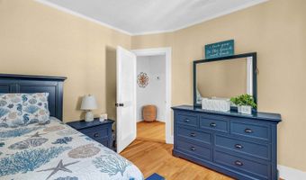 143 Maple St, Bangor, ME 04401