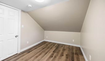 233 Palm St, Bangor, ME 04401