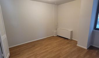 5565 COLUMBIA Pike 210, Arlington, VA 22204