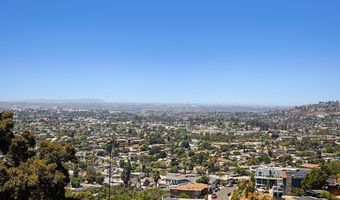 4367 Summit Dr, La Mesa, CA 91941
