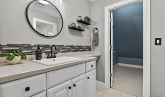12 Rachel Way, Bedford, NH 03110