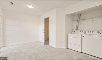 21753 LADYSLIPPER Sq, Ashburn, VA 20147