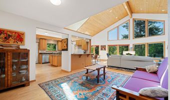 88600 TROUT POND Ln, Bandon, OR 97411