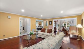 211 Hidden Creek Dr, Advance, NC 27006