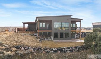 256 Snake River Dr, American Falls, ID 83211