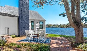 166 New Meadow Rd, Barrington, RI 02806