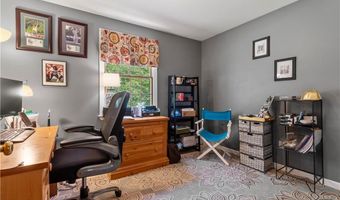 189 Wolf Rock Rd, Exeter, RI 02822