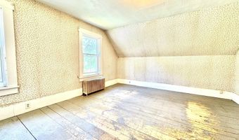 42 S Main St, Brookline, NH 03033