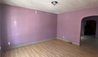 136 Maplewood Ave, Ambridge, PA 15003