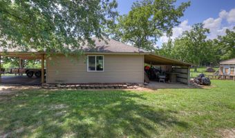 1426 E State Line Rd, Baxter Springs, KS 66713