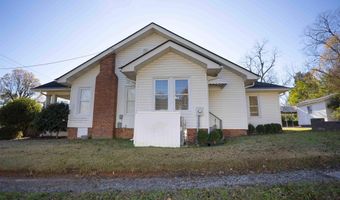 102 Wardlaw St, Abbeville, SC 29620