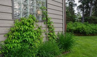 15631 Stanwood Cir, Anchorage, AK 99516