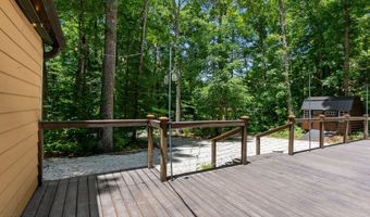 2052 Granny Squirrel Dr, Andrews, NC 28901