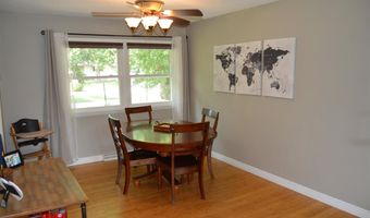 20 E Zeller St, North Liberty, IA 52317