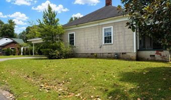 4512 Thomasville Dr, Acworth, GA 30101