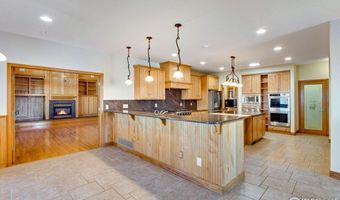 2366 Shoreside Dr, Berthoud, CO 80513