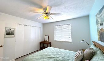 1640 Juno Trl 202E, Astor, FL 32102