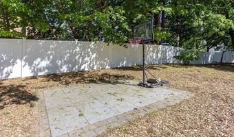 32 Jewett St, Boston, MA 02131