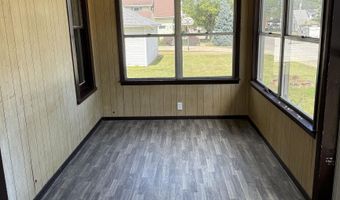 506 N Sprunger St, Berne, IN 46711