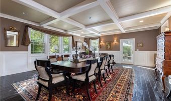 365 Boston Neck Rd, Narragansett, RI 02882