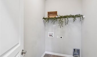 523 Arbor Ln, Copley, OH 44321