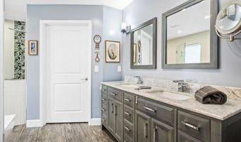 401 French Royale Cir, Atlantis, FL 33462
