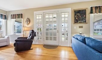 315 Allen Ave, Allenhurst, NJ 07711