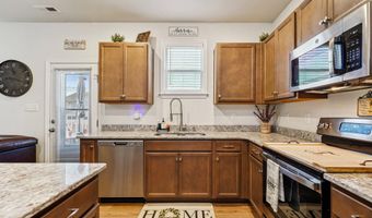 243 BELLEVUE Cir, Aylett, VA 23009