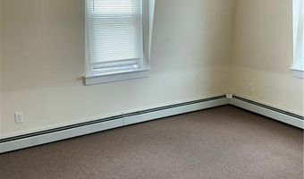 575 Main St 2B, East Greenwich, RI 02818