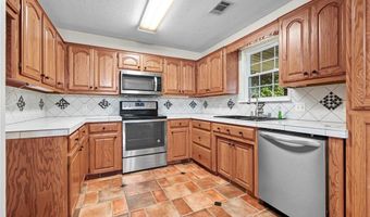603 J St, Barling, AR 72923