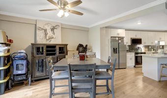 205 YOAKUM Pkwy 314, Alexandria, VA 22304