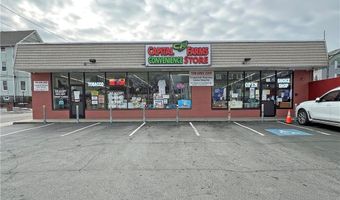 622 Dexter St, Central Falls, RI 02863