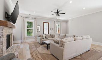 190 Chestnut St, Ball Ground, GA 30107