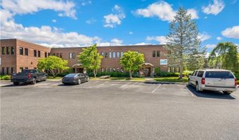 6 Blackstone Valley Pl 205, Lincoln, RI 02865